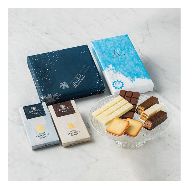 "ISHIYA" in Sapporo ●White lover (12 pieces) 1,037 yen including tax ●Mifuyu (Blueberry, Maron, Caramel x 2 pieces each) 897 yen including tax ●Chocolate Tablet White Lover White / White Lover Black (1 piece) 378 yen each including tax